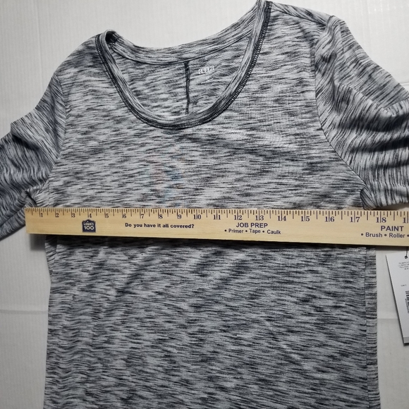 NWT ANA WOMEN'S GRAY, WHITE, AND BLACK LONG SLEEVE BLOUSE SIZE MEDIUM - Picture 8 of 12